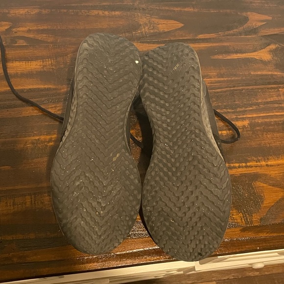 Nike Revolution 5 shoes - Picture 8 of 9